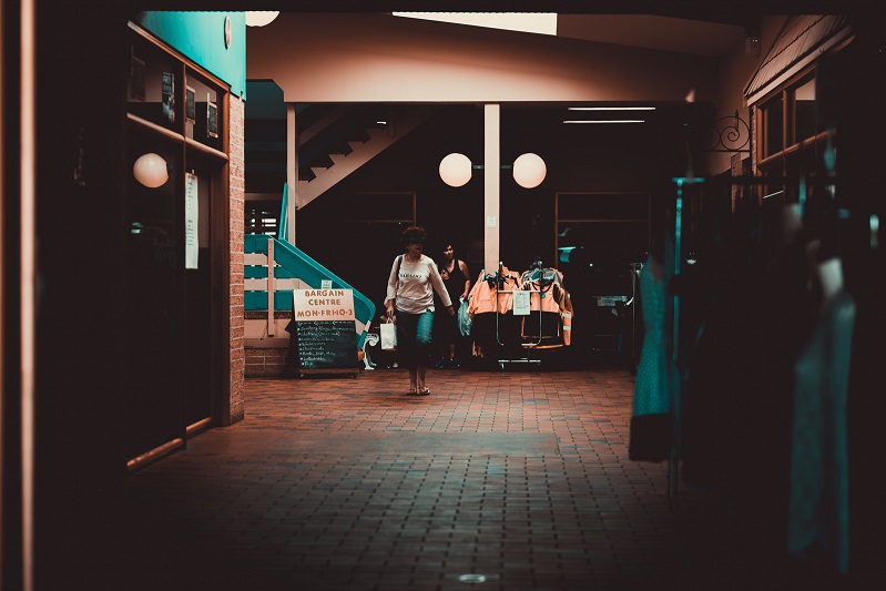 地下室潮濕怎么破？安詩曼除濕機(jī)來支招